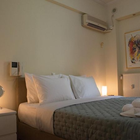 Luxurious Apartment In Central アテネ エクステリア 写真