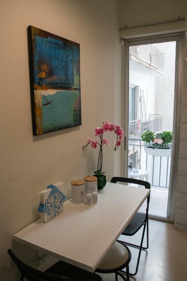 Luxurious Apartment In Central アテネ エクステリア 写真