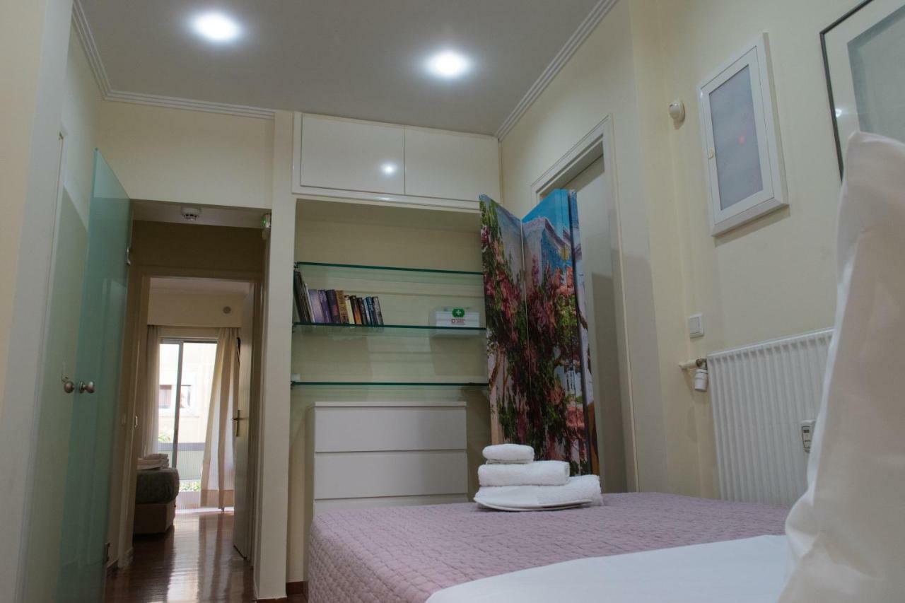 Luxurious Apartment In Central アテネ エクステリア 写真