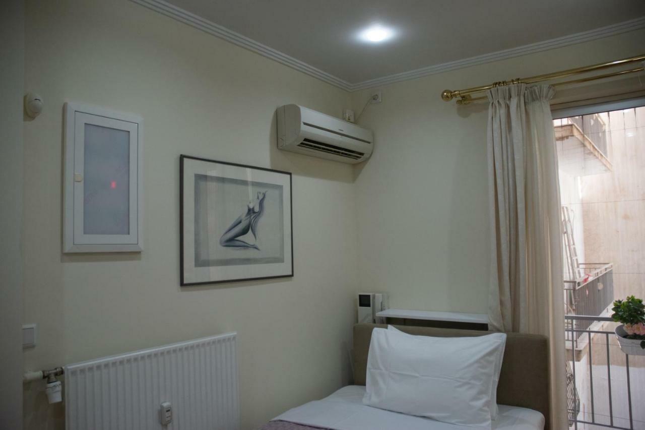 Luxurious Apartment In Central アテネ エクステリア 写真