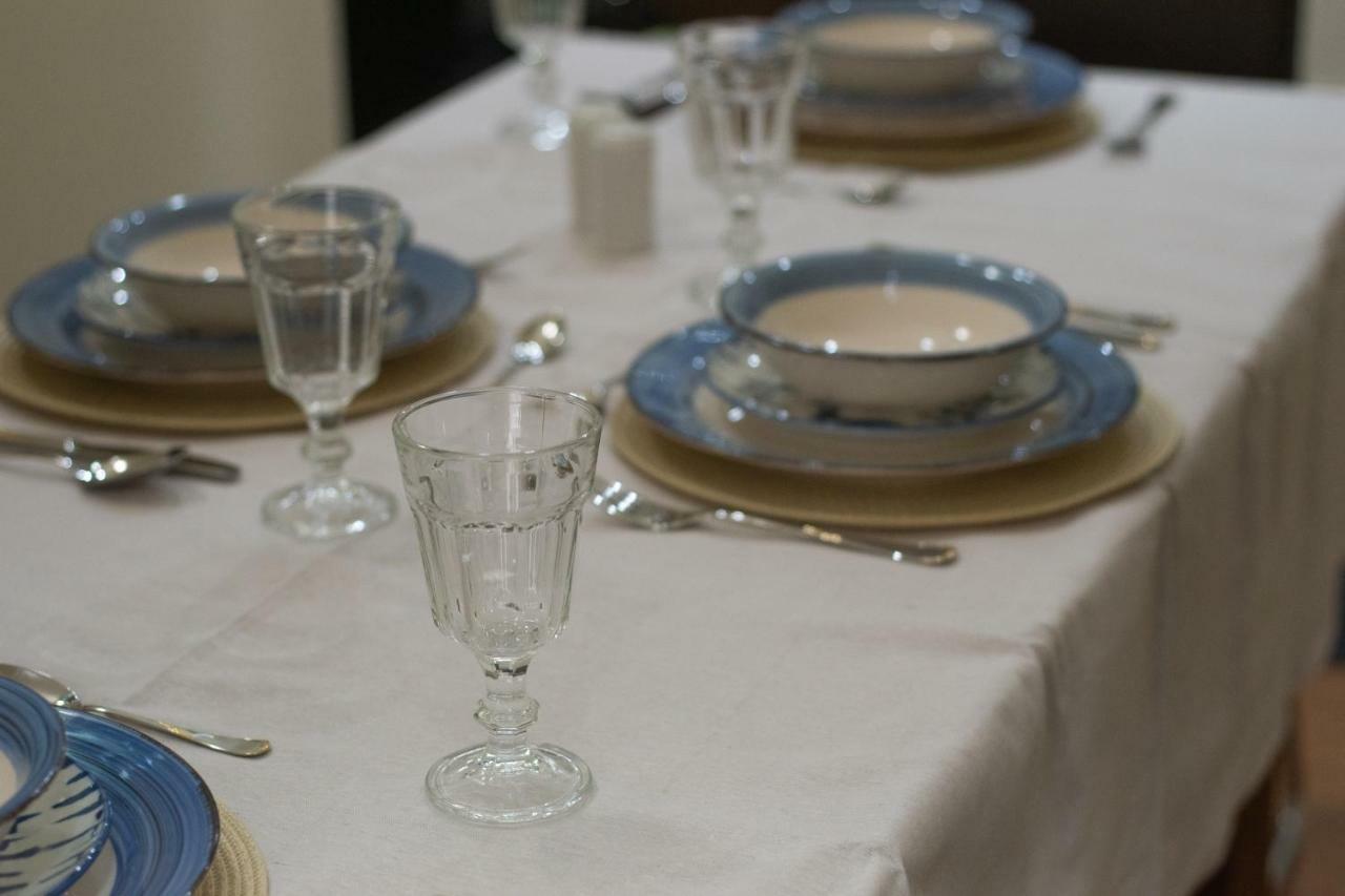 Luxurious Apartment In Central アテネ エクステリア 写真