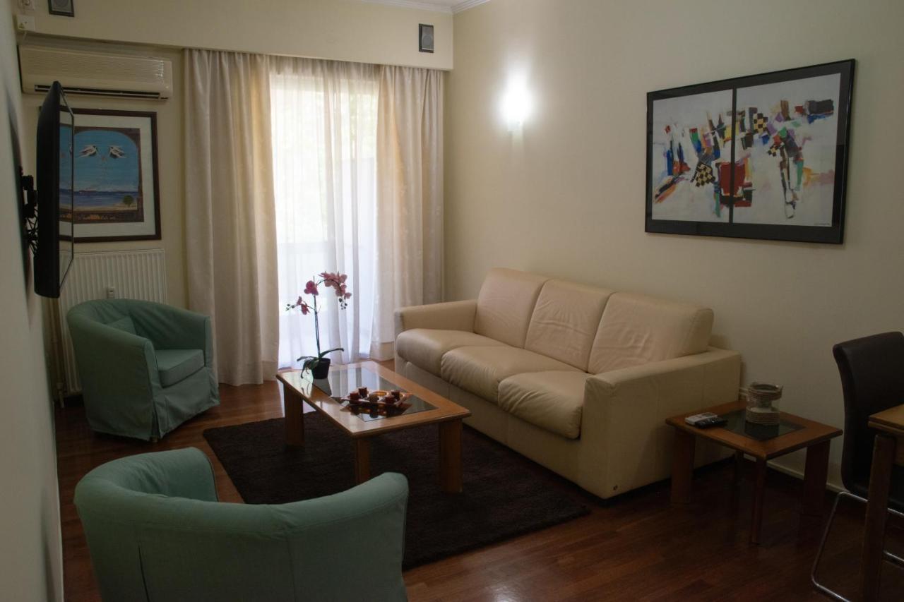 Luxurious Apartment In Central アテネ エクステリア 写真