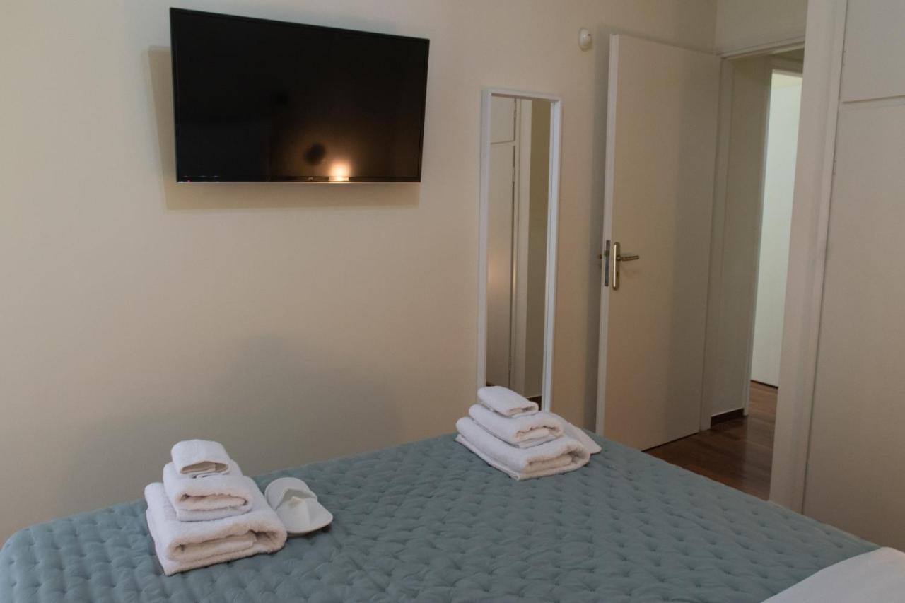 Luxurious Apartment In Central アテネ エクステリア 写真